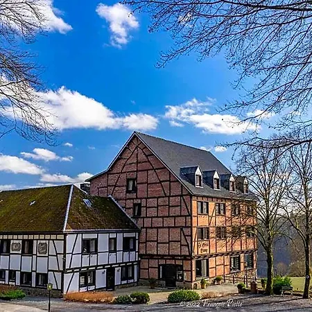 Grand-champ Hotel